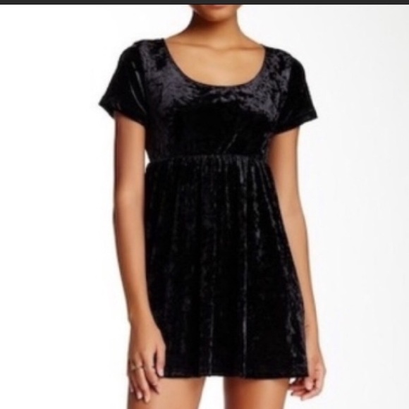 american apparel black velvet dress